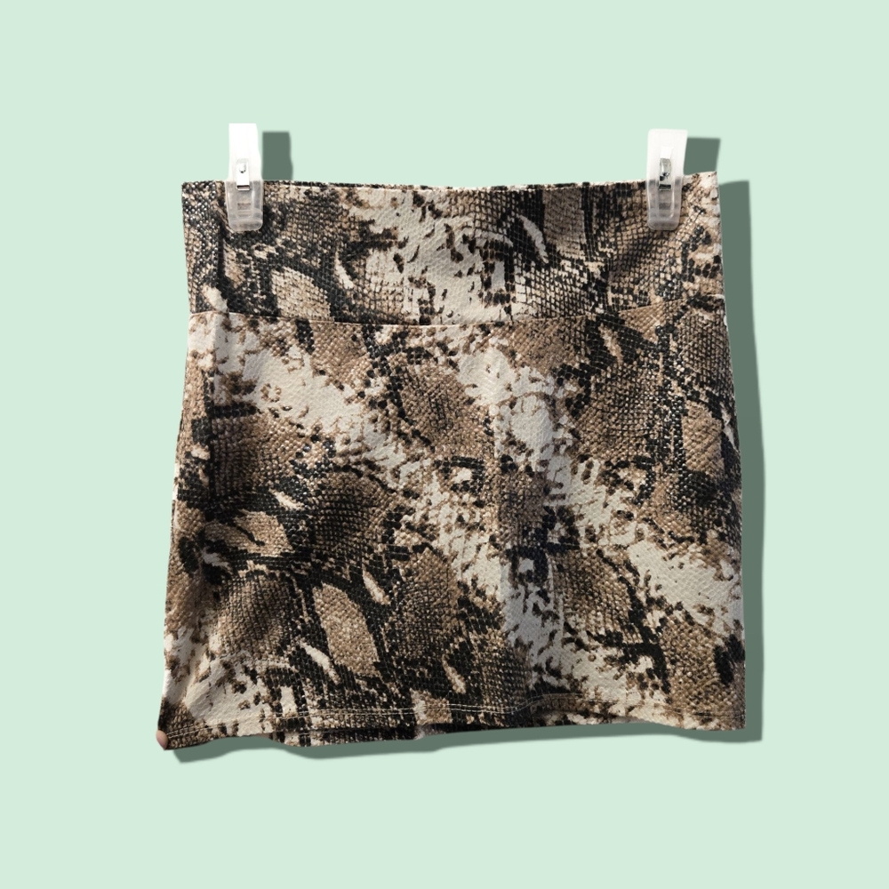 Urban Behavior Snakeskin Mini Skirt Size M